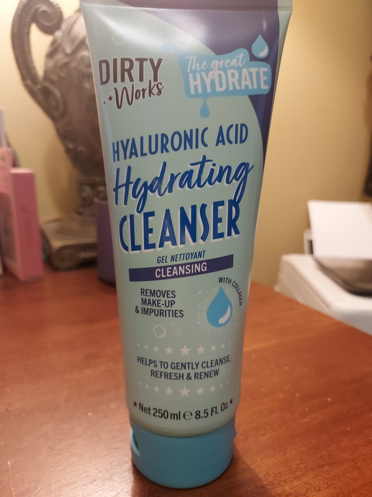Hyaluronic Acid Hydrating Facial Cleanser 8.5 fl oz - Gentle Skin Care