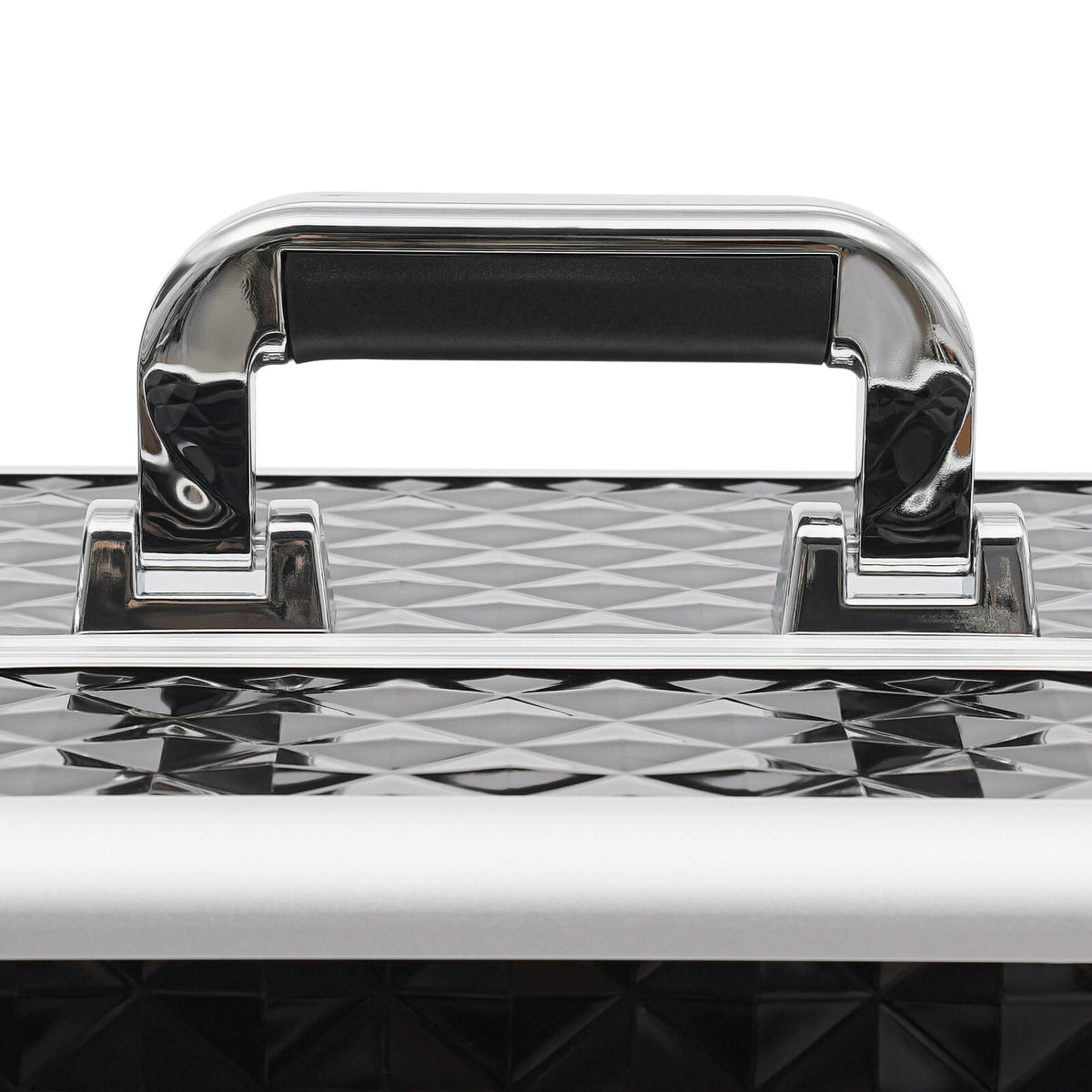 Large Capacity Professional Rolling Makeup Case with Durable Design