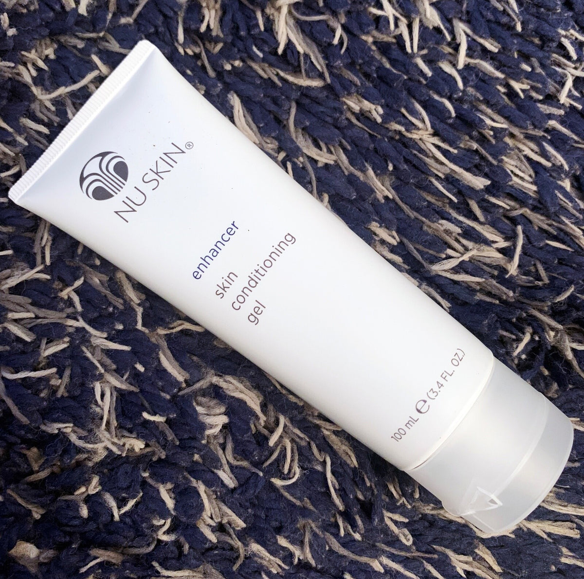 Skin Conditioning Gel with Aloe Vera Moisturizer