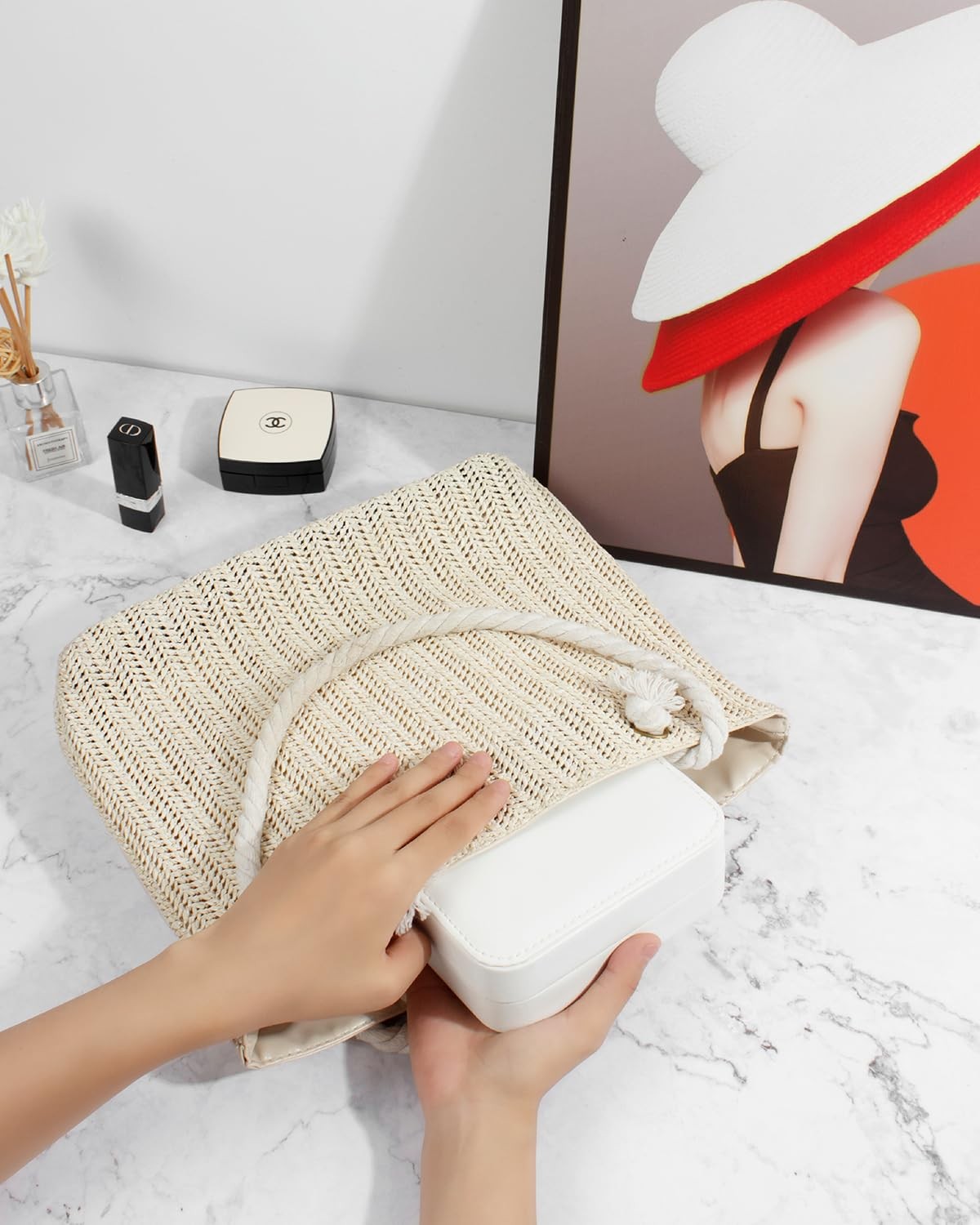 Travel Jewelry Case - Portable Organizer with 1 Layer in White