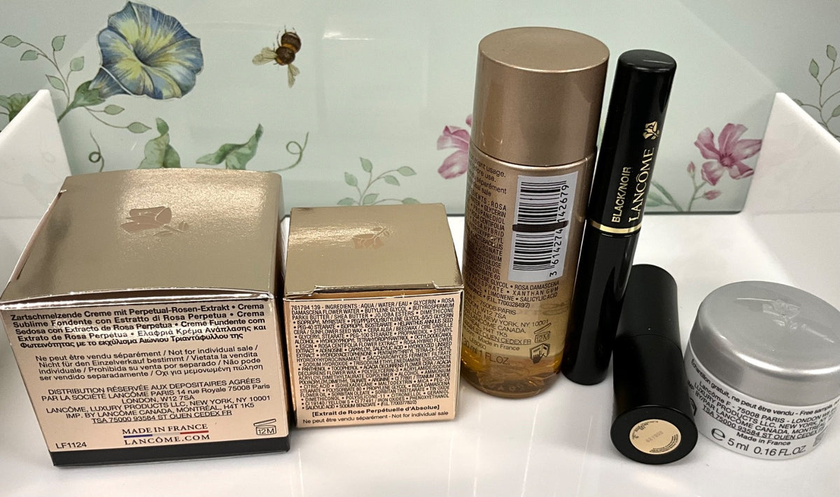 Lancôme 7-Piece Skincare & Makeup Set with Makeup Bag - Absolue, Lipstick, Mascara
