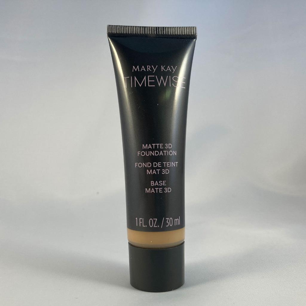 Matte Liquid Foundation for Oily Skin - Custom Shade Selection, Long-Lasting Coverage