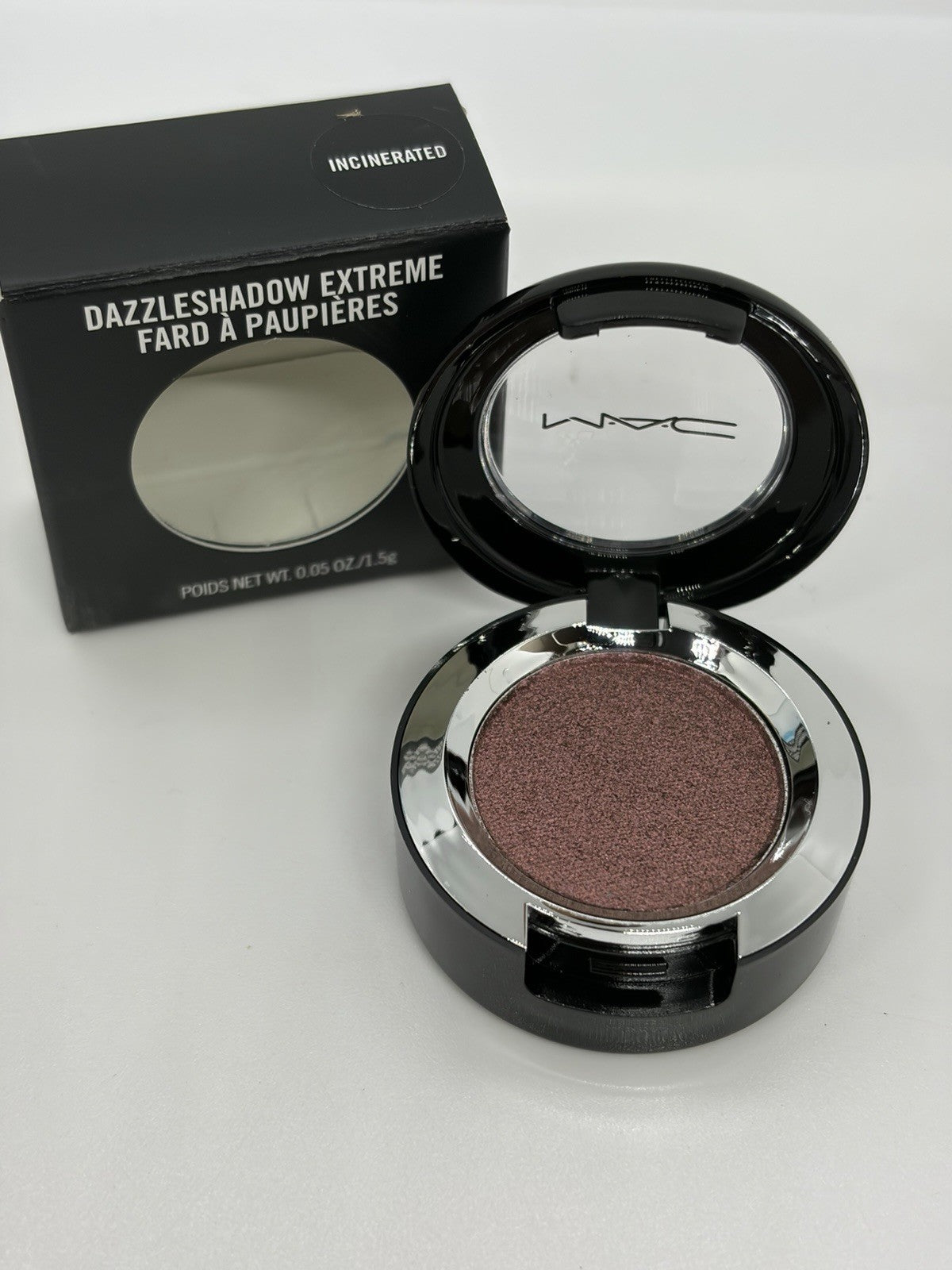 MAC Dazzleshadow Extreme Eyeshadow Incinerated 0.05 oz - New in Box