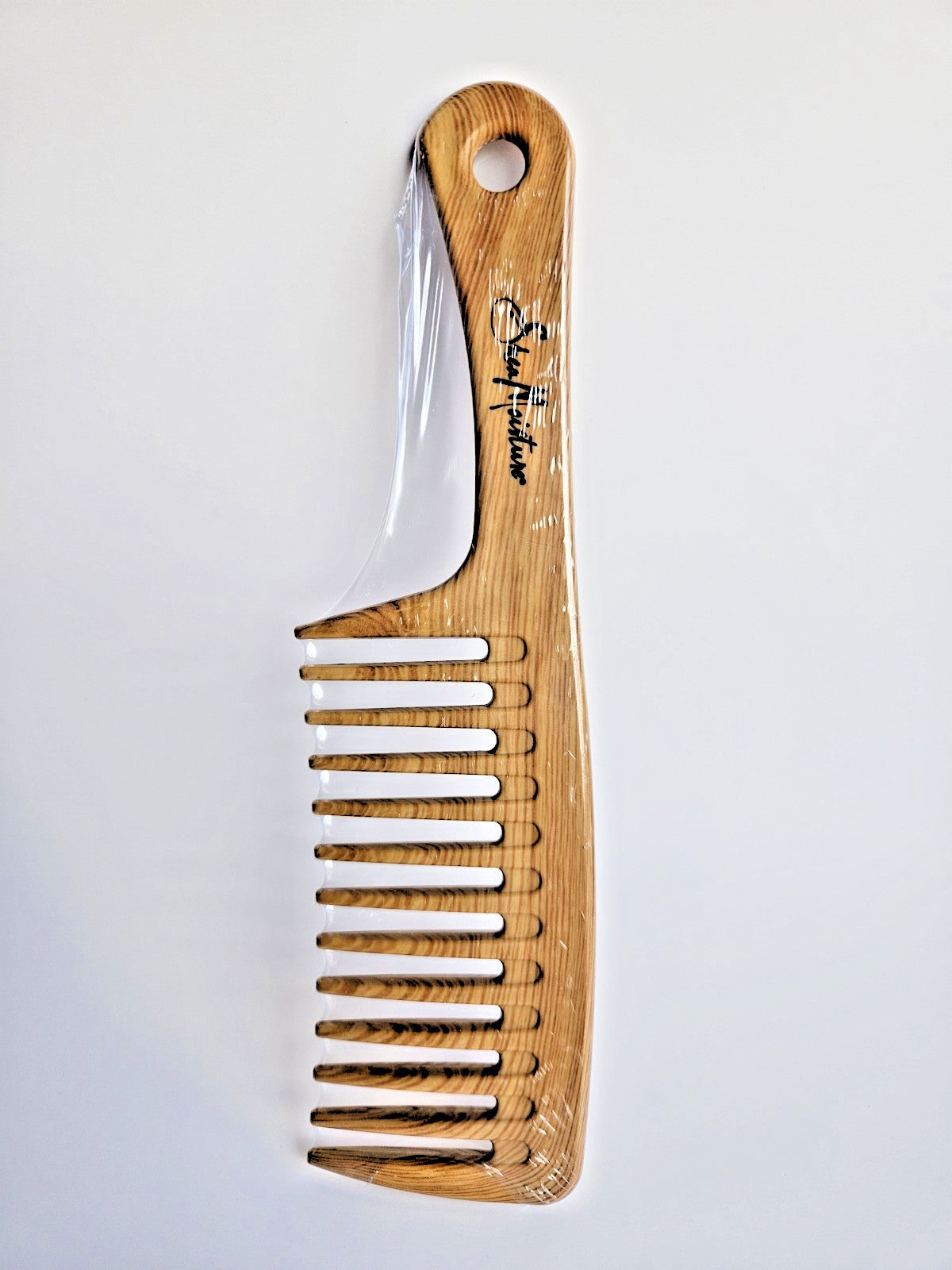 Wooden Wide Tooth Comb for Gentle Detangling - Shea Moisture