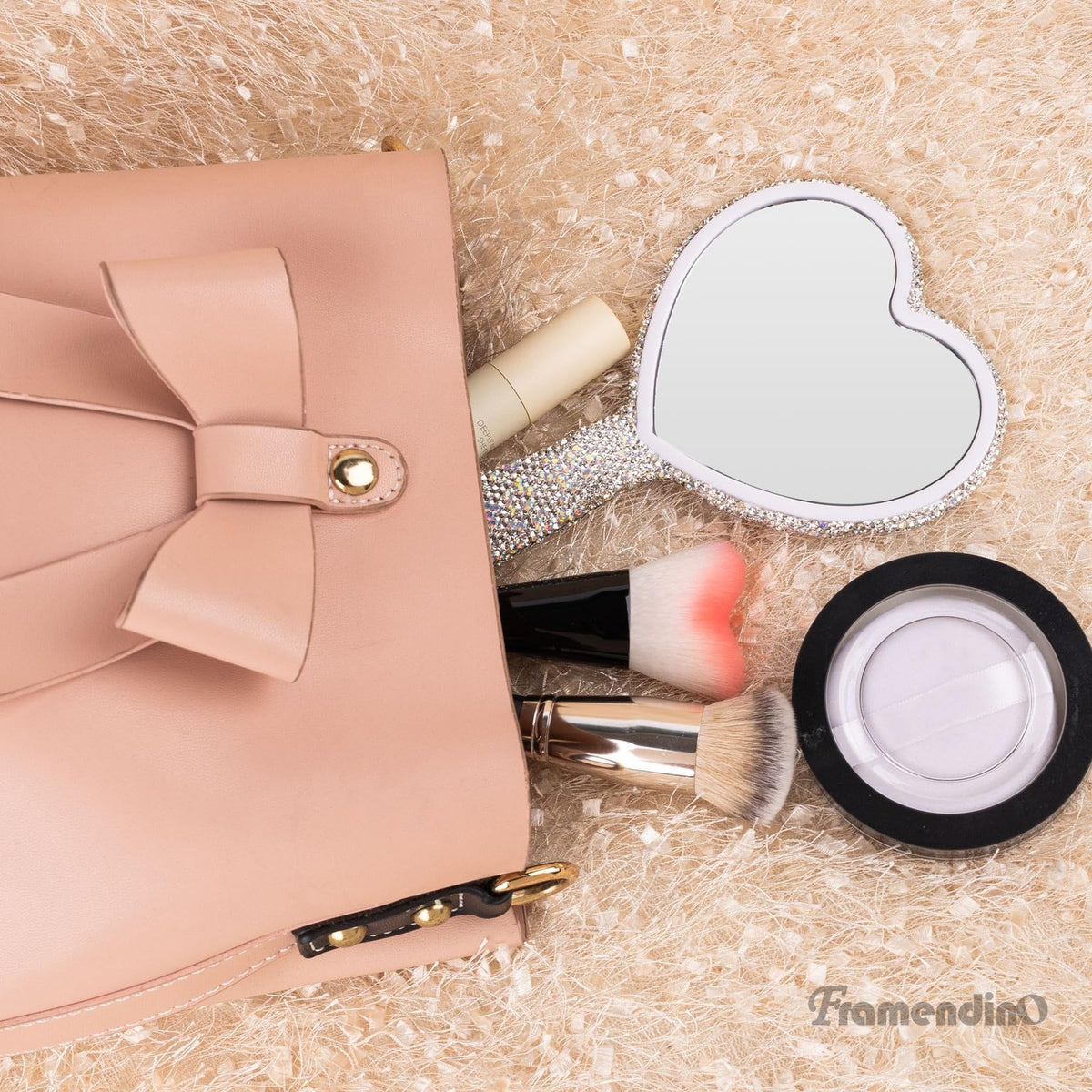 Heart-Shaped Rhinestone Handheld Makeup Mirror – Portable Bling Cosmetic Mirror