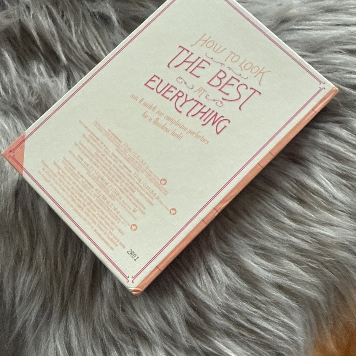 Mini Champagne Powder Brush for Face Makeup - Benefit Boi-ing 01 & 02