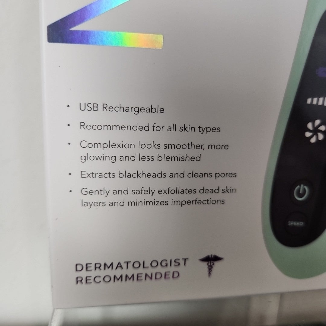 Microdermabrasion Pore Extraction Device - Mint Green Skin Care Tool