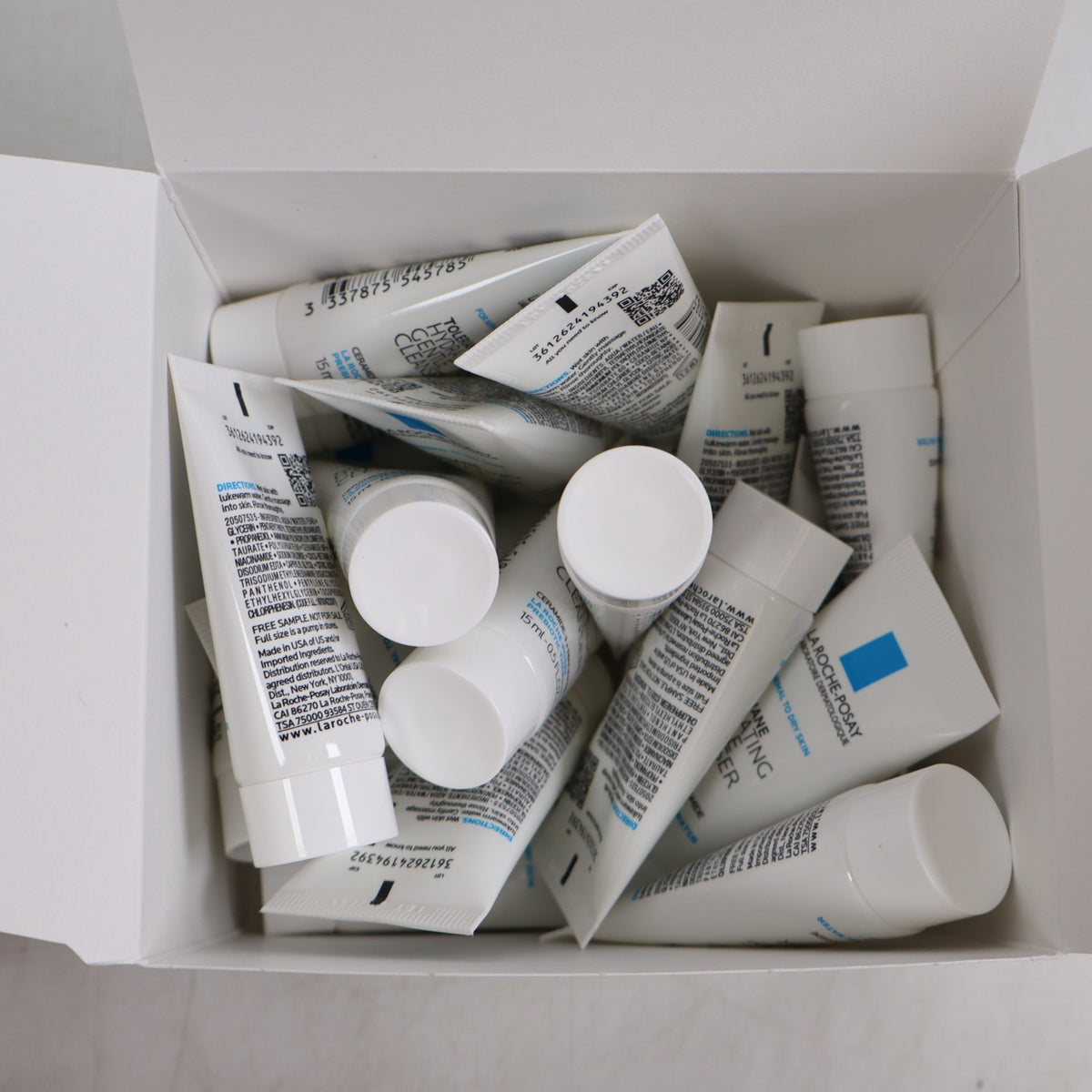 Travel Size Hydrating Gentle Cleanser - 20 Pack of 0.5 oz Facial Cleansers