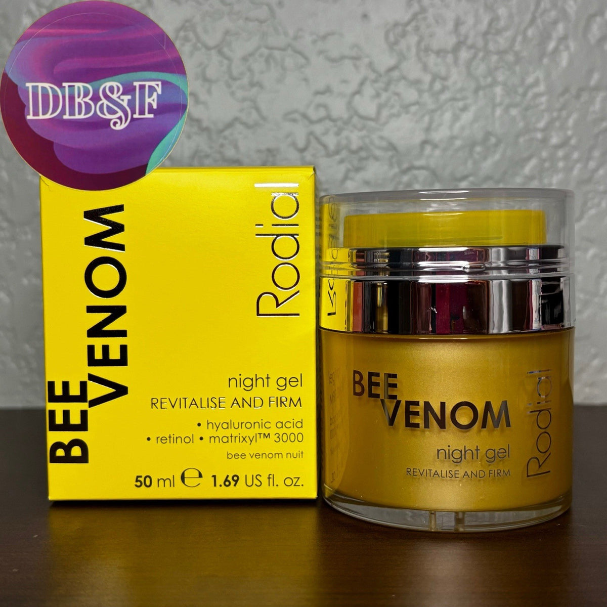 Bee Venom Night Gel with Retinol & Hyaluronic Acid - Hydrating Skin Serum