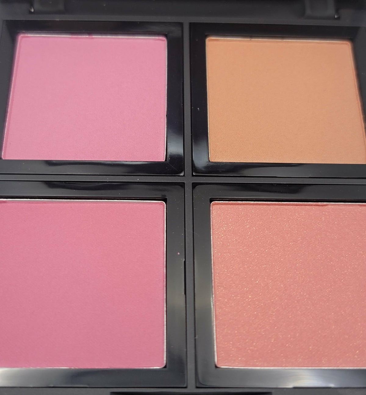 e.l.f. Cosmetics Powder Blush Palette - Four Light Shades for Natural Look