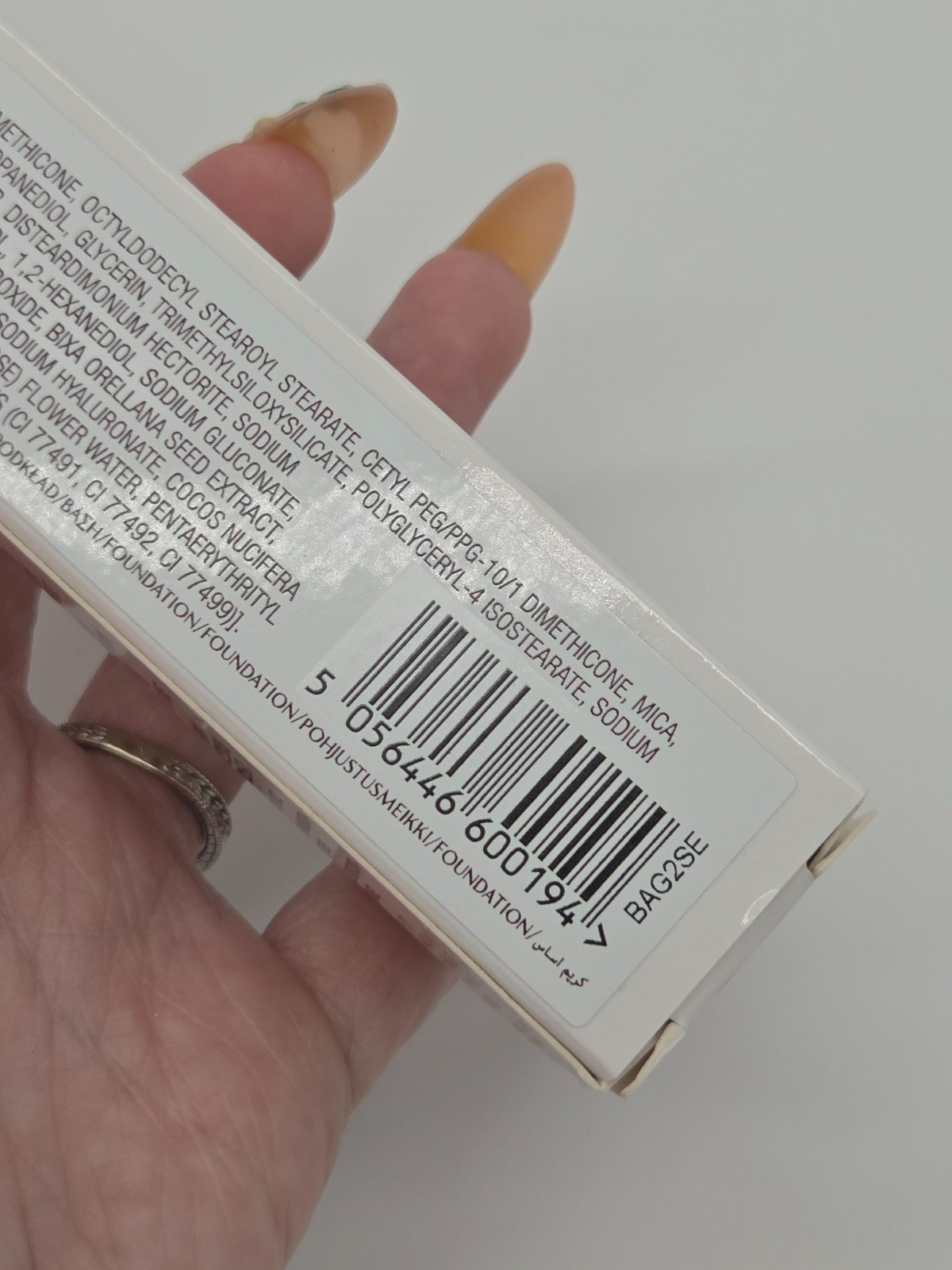 Charlotte Tilbury Beautiful Skin Foundation - Medium Coverage, Cool Shade