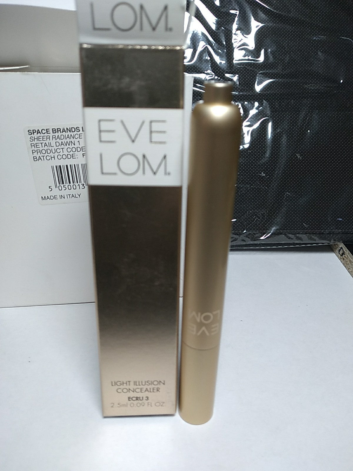Eve Lom Light Illusion Concealer Ecru 3 - Fresh New 0.09 Fl Oz