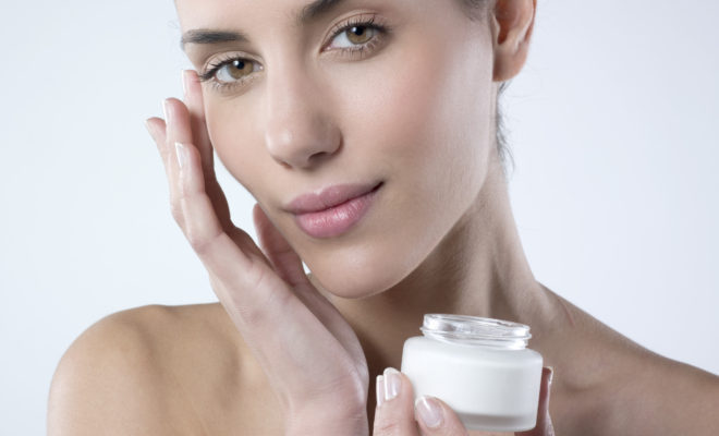 Hyaluronic Acid Face Moisturizer with Vitamin E