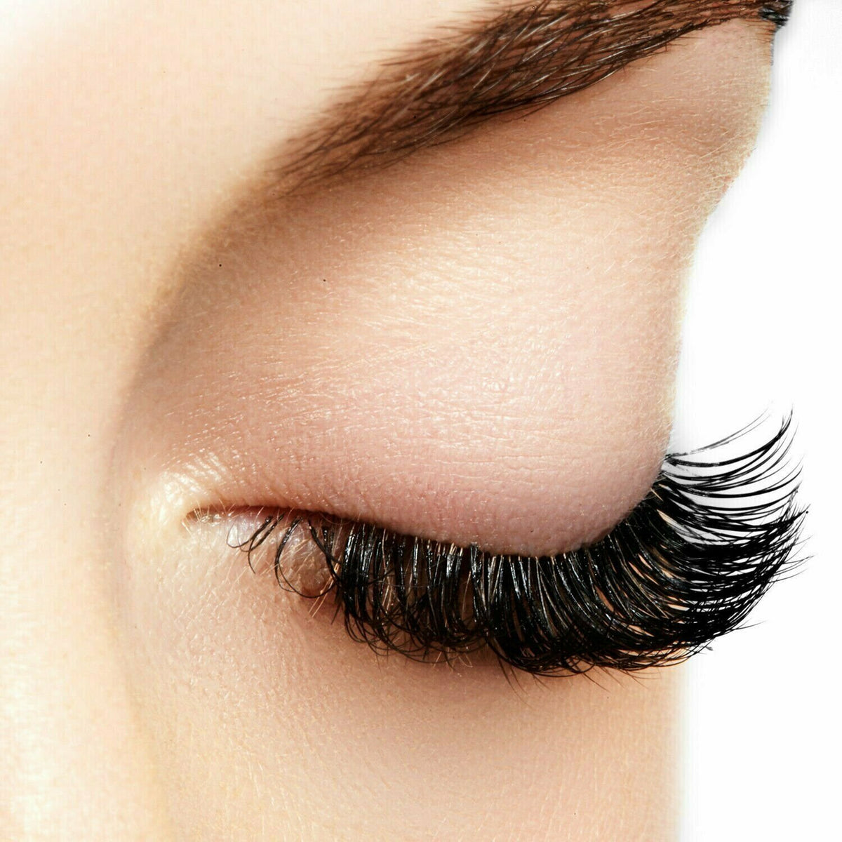 Magnetic Eyelash and Eyeliner Kit - 3 Pairs, Long Lasting, Easy to Use