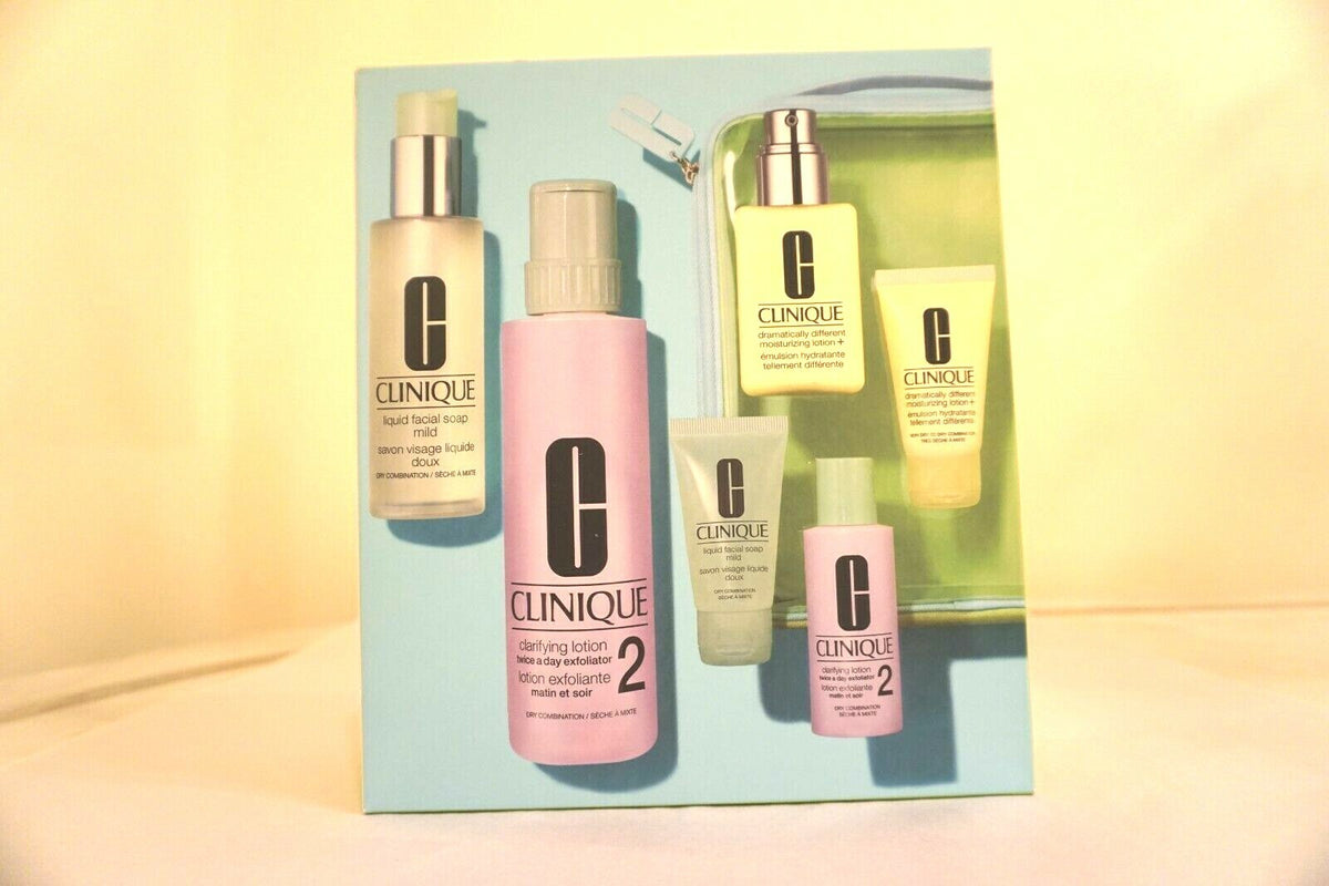Clinique 3-Step Skin Care System for Dry & Combination Skin Full & Travel Sizes