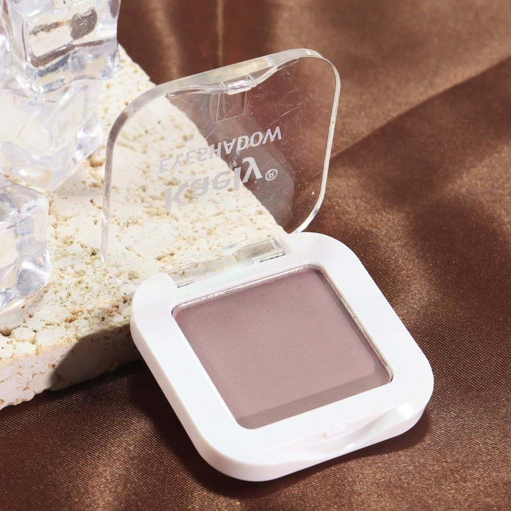 Taupe Single Eyeshadow Powder - Neutral, Waterproof & Blendable for Mature Skin