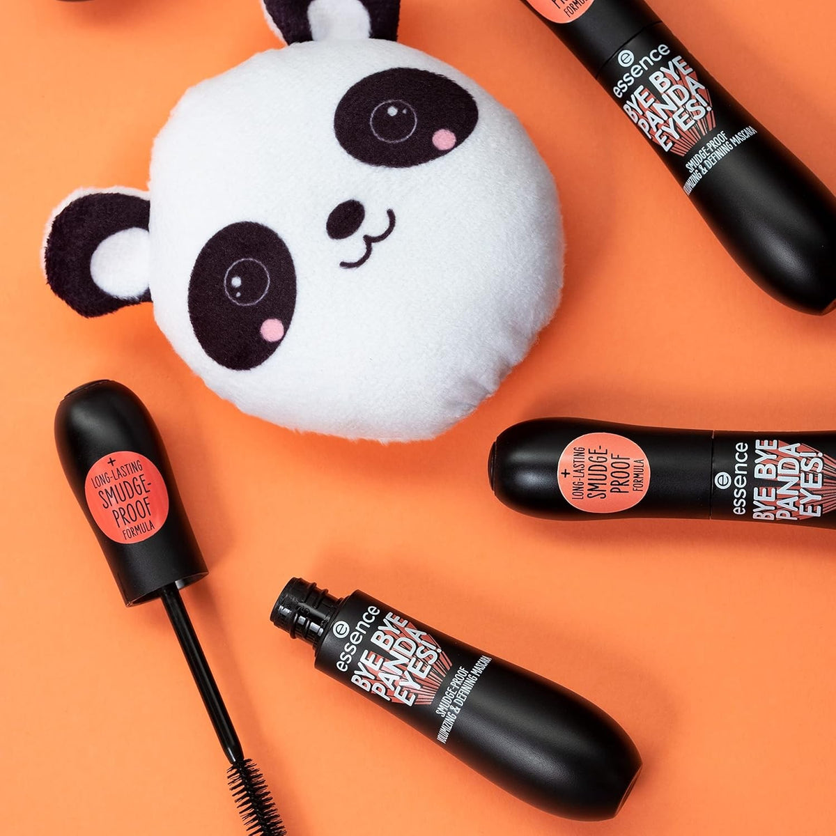 Volumizing Smudge-Proof Tubing Mascara for Defined Lashes - Vegan & Cruelty-Free
