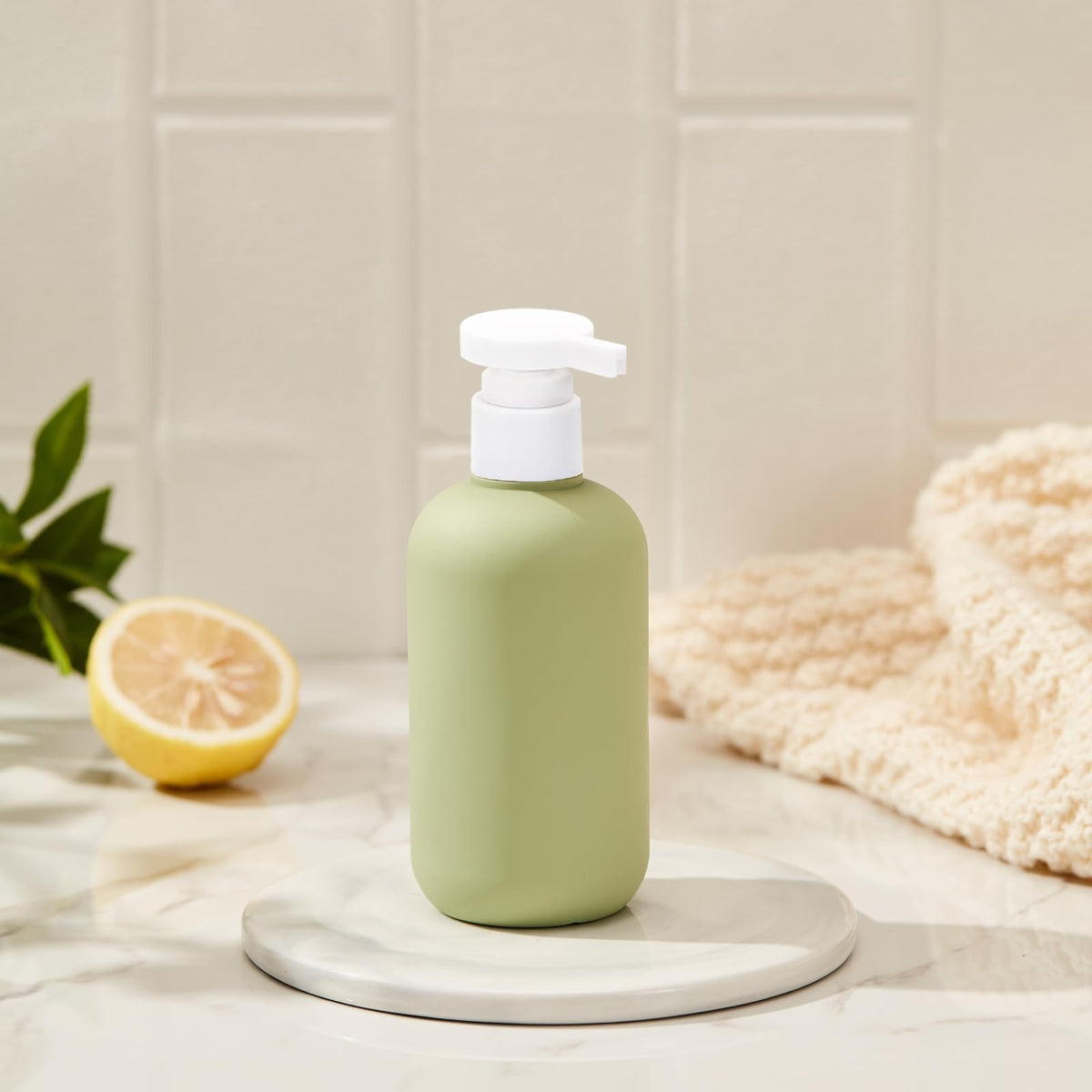 Refillable Squeeze Bottles with Pump & Flip Cap – 8.8 oz / 260 ml Travel Containers (Set of 3, HDPE, BPA-Free, Green)