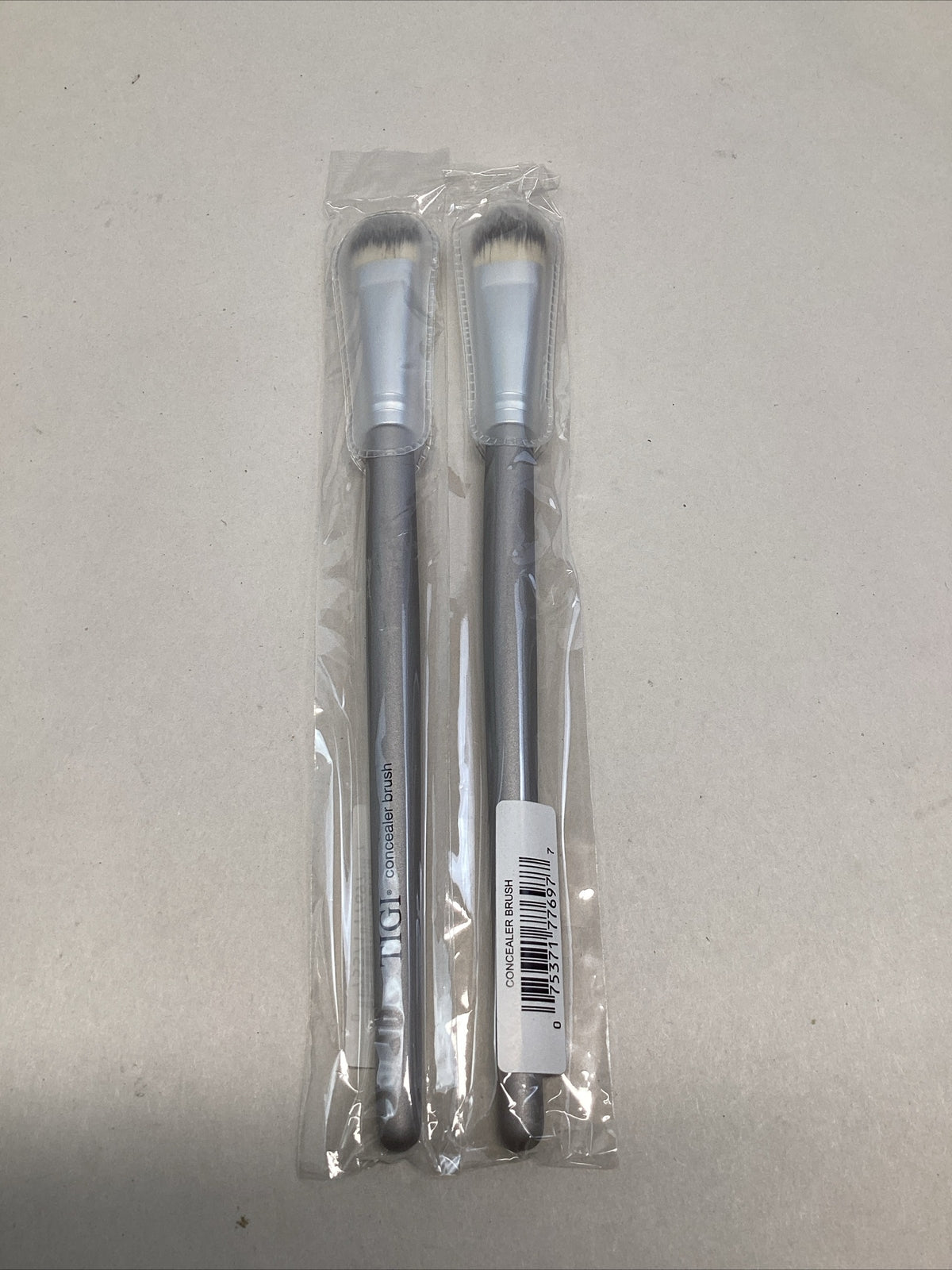 Concealer Brush 2 Pack for Makeup Application - TIGI Cosmetics