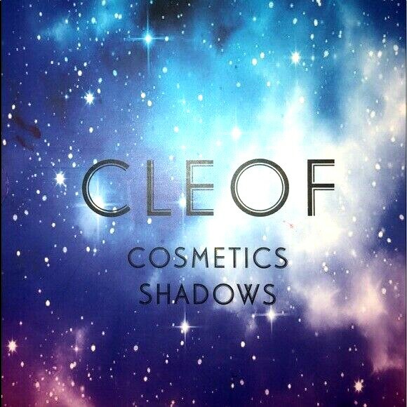 25-Color Eyeshadow Palette with Shimmer & Pigment - Cruelty-Free Makeup
