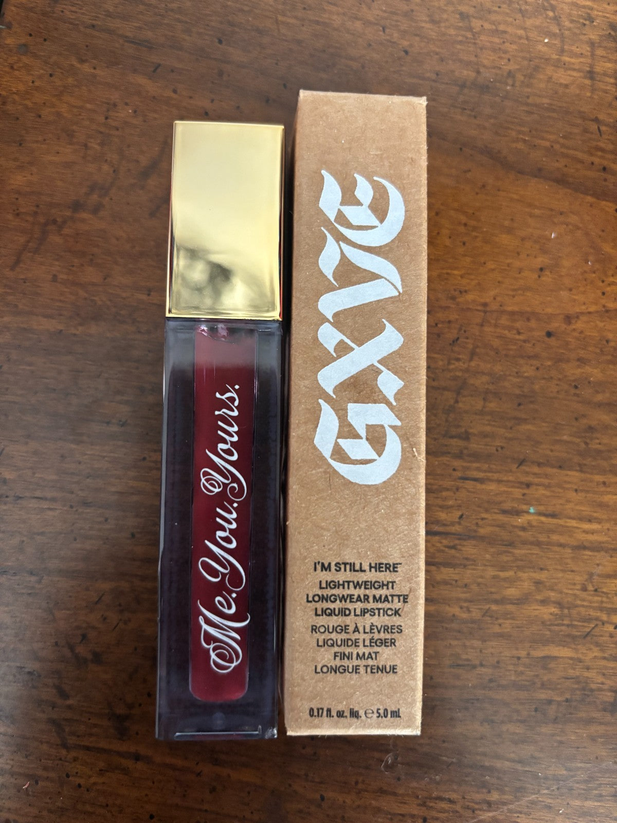 Lightweight Matte Liquid Lipstick - Assorted Shades for Bold Lips