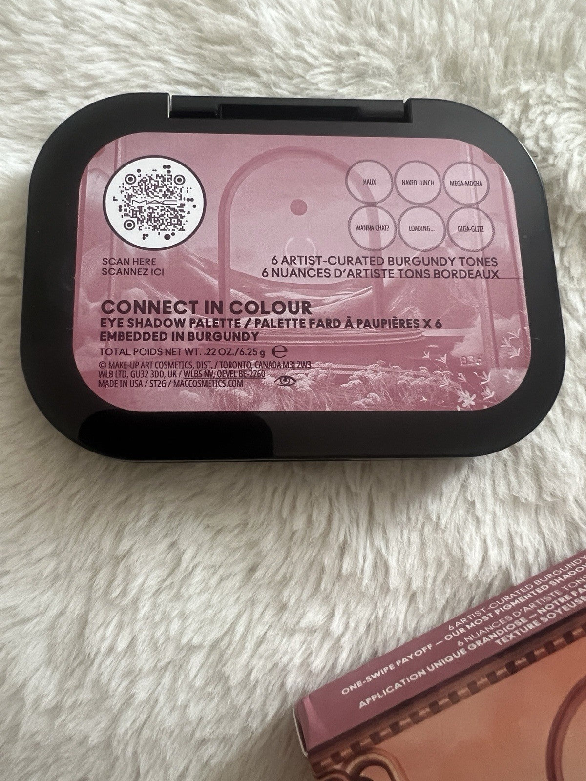 Full Size Burgundy Eye Shadow Palette - Connect In Colour Makeup