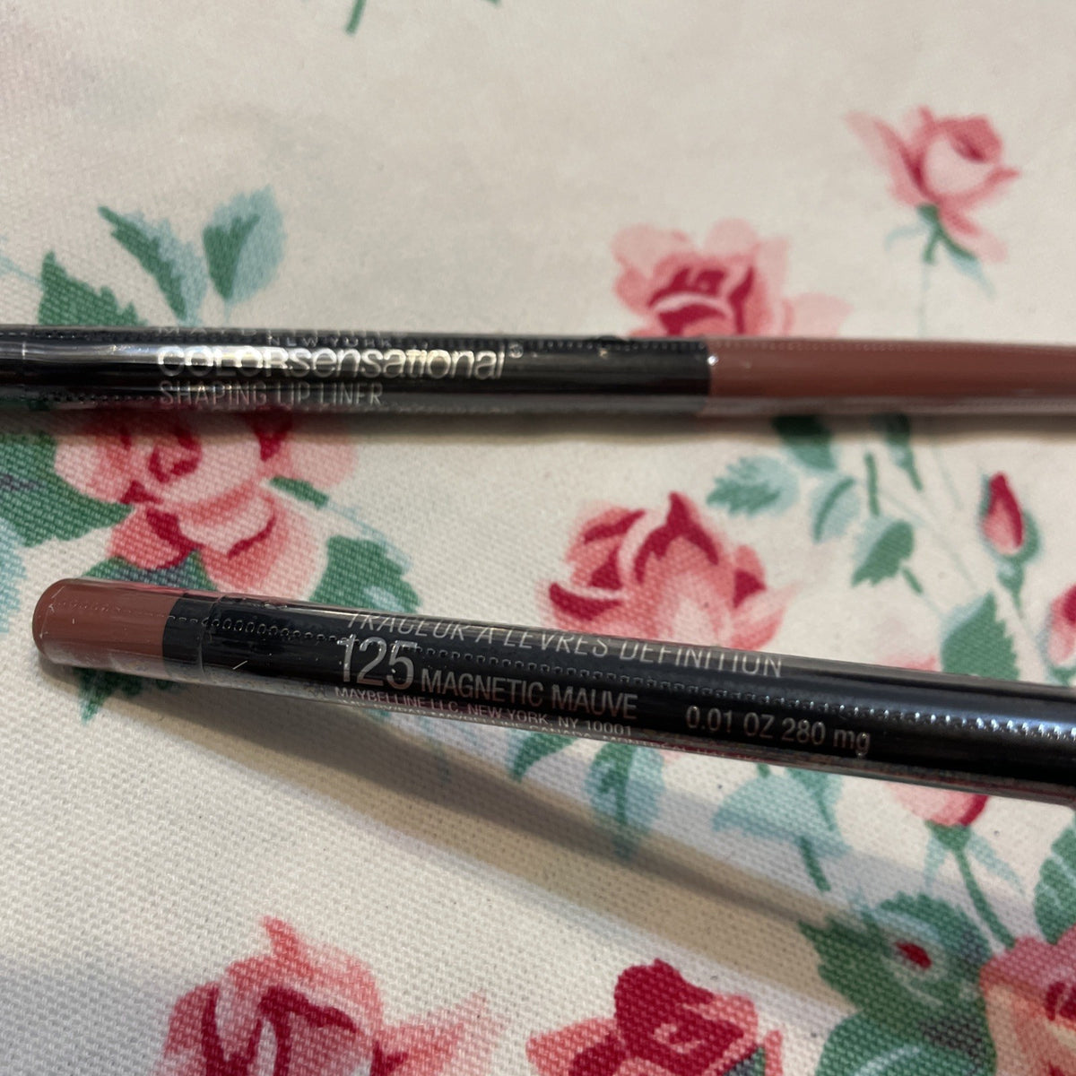 Maybelline Mauve Lip Liner Self-Sharpening Factory Sealed - Long-Lasting Makeup