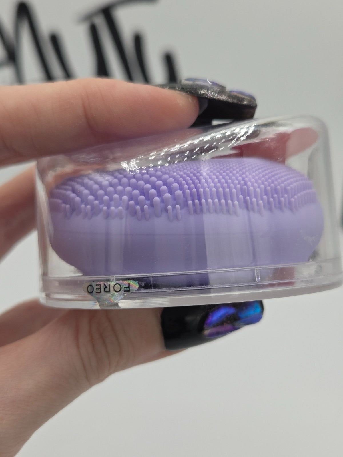 Silicone Facial Cleansing Brush with T-Sonic Pulsations - Multiple Colors