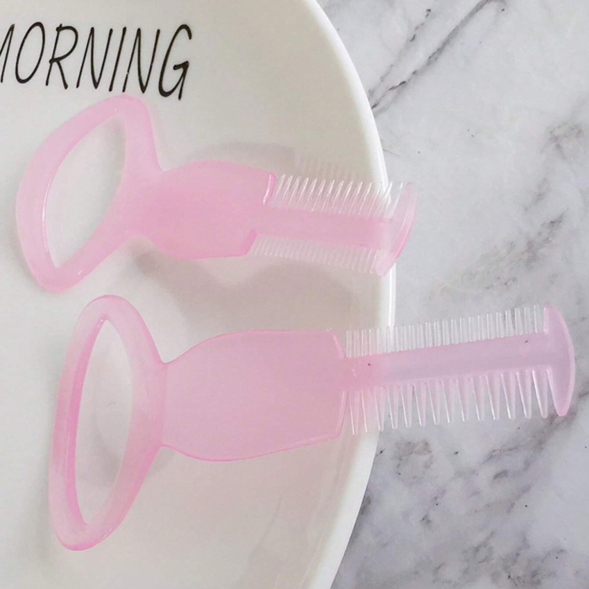 Pink Eyelash Shaper Tool for Natural Curling - Easy Lash Lift Assistant