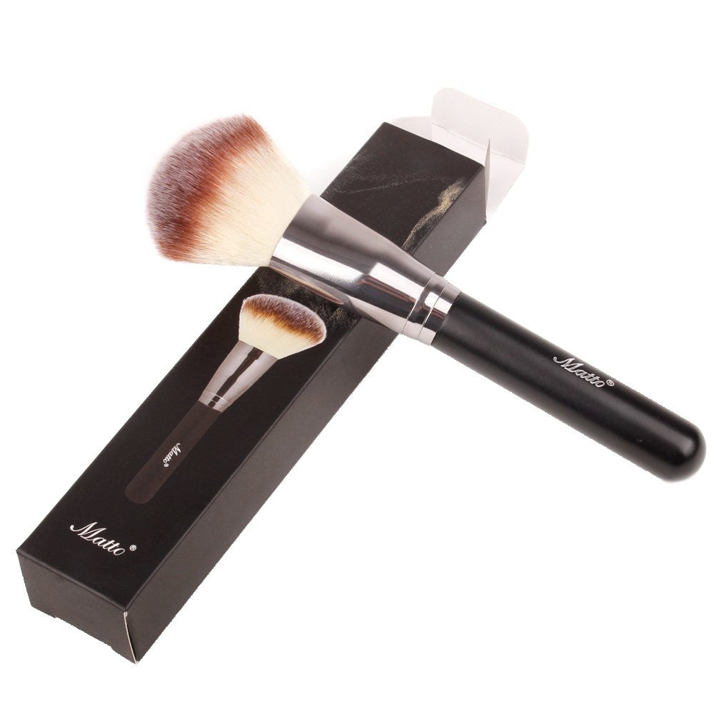 Mineral Powder Makeup Brush for Full Coverage & Flawless Finish