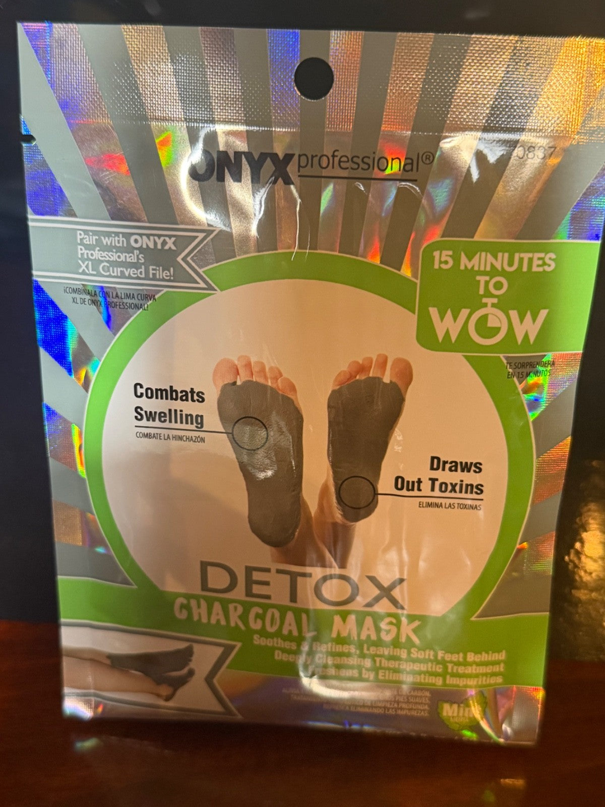 Charcoal Detox Foot Mask with Mint - Deep Cleansing & Refreshing Treatment