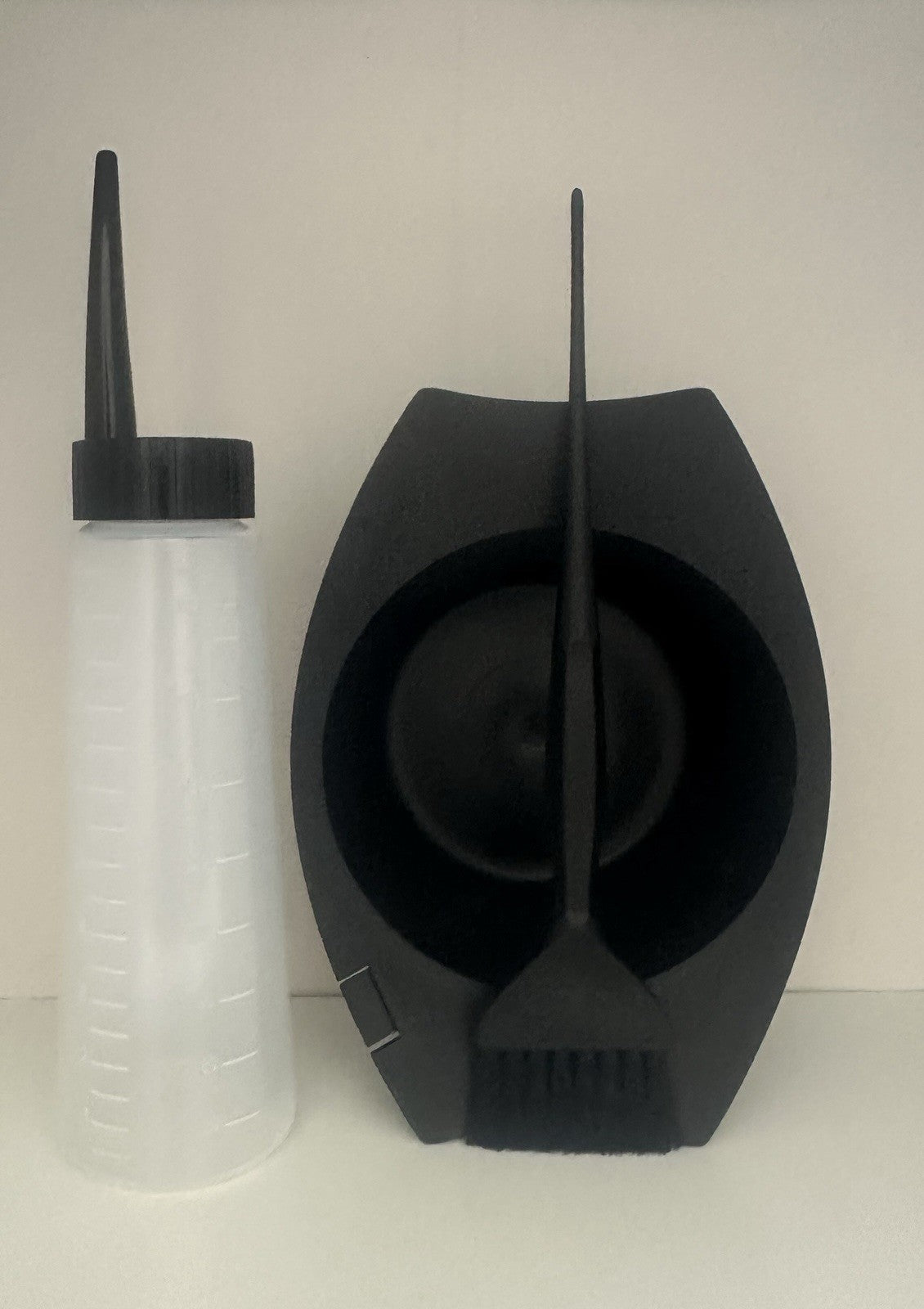 Schwarzkopf Hair Color Application Brush Set with Bowl & Bottle