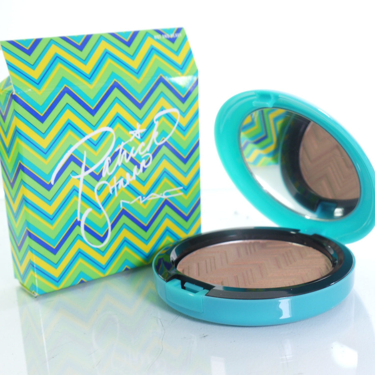 MAC Patrick Starrr Opalescent Face Powder - Hot and Heavy, New & Authentic