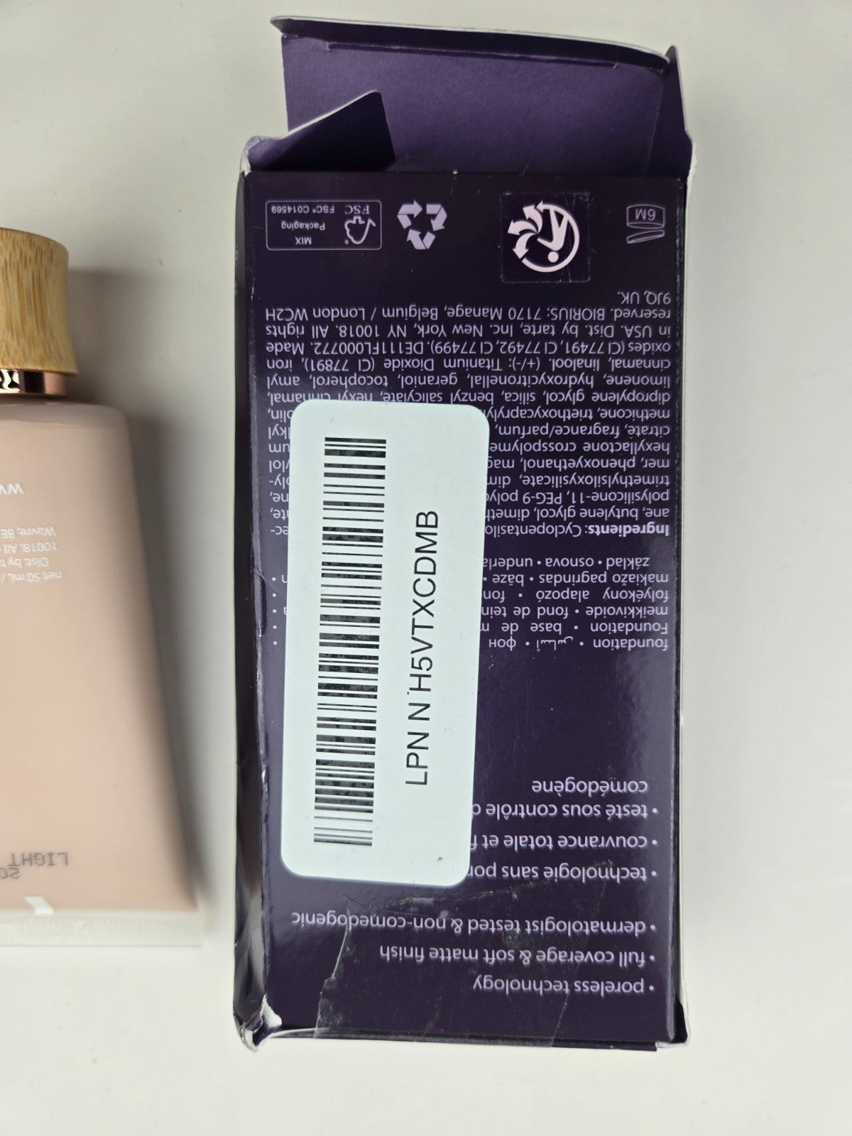 Full Coverage Matte Foundation with Amazonian Clay - Light Beige 20B