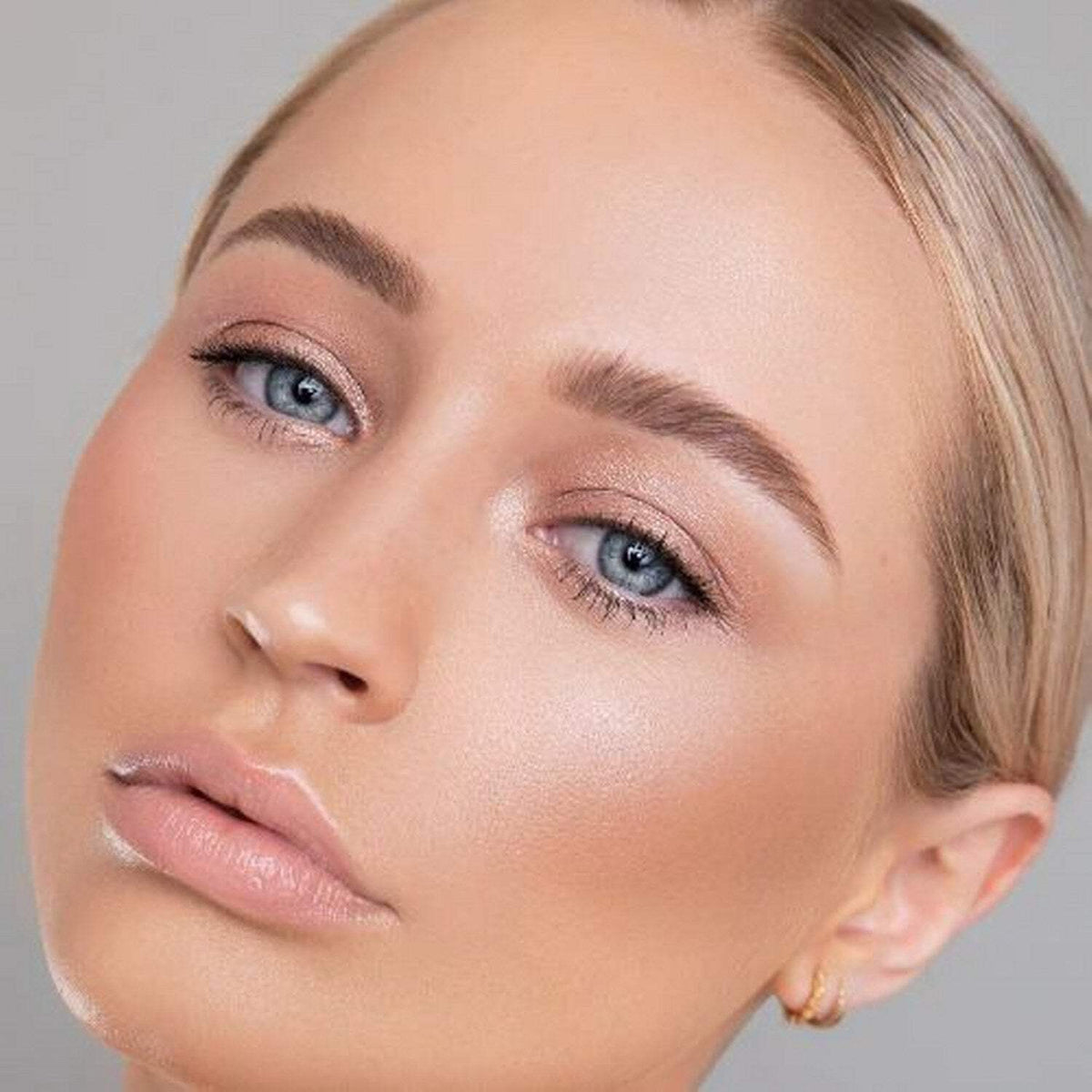 Glitter Chrome Eyeshadow - Golden Glow Long-Wear Vibrant Metallic Eye Makeup