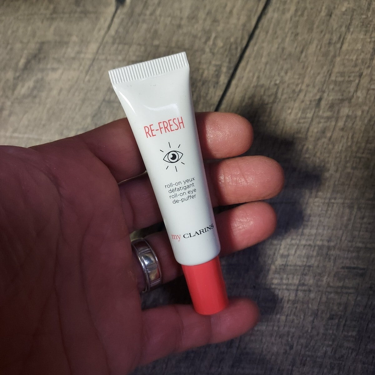 Clarins Re-Fresh Roll-On Eye De-Puffer 0.5oz - Eye Care & Puffiness Relief