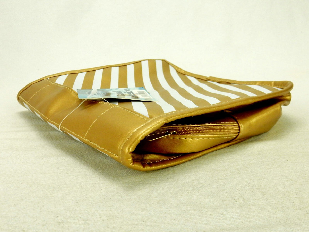 Hanging Cosmetic Bag Nylon Shell with Vinyl Pouch and Metal Hook