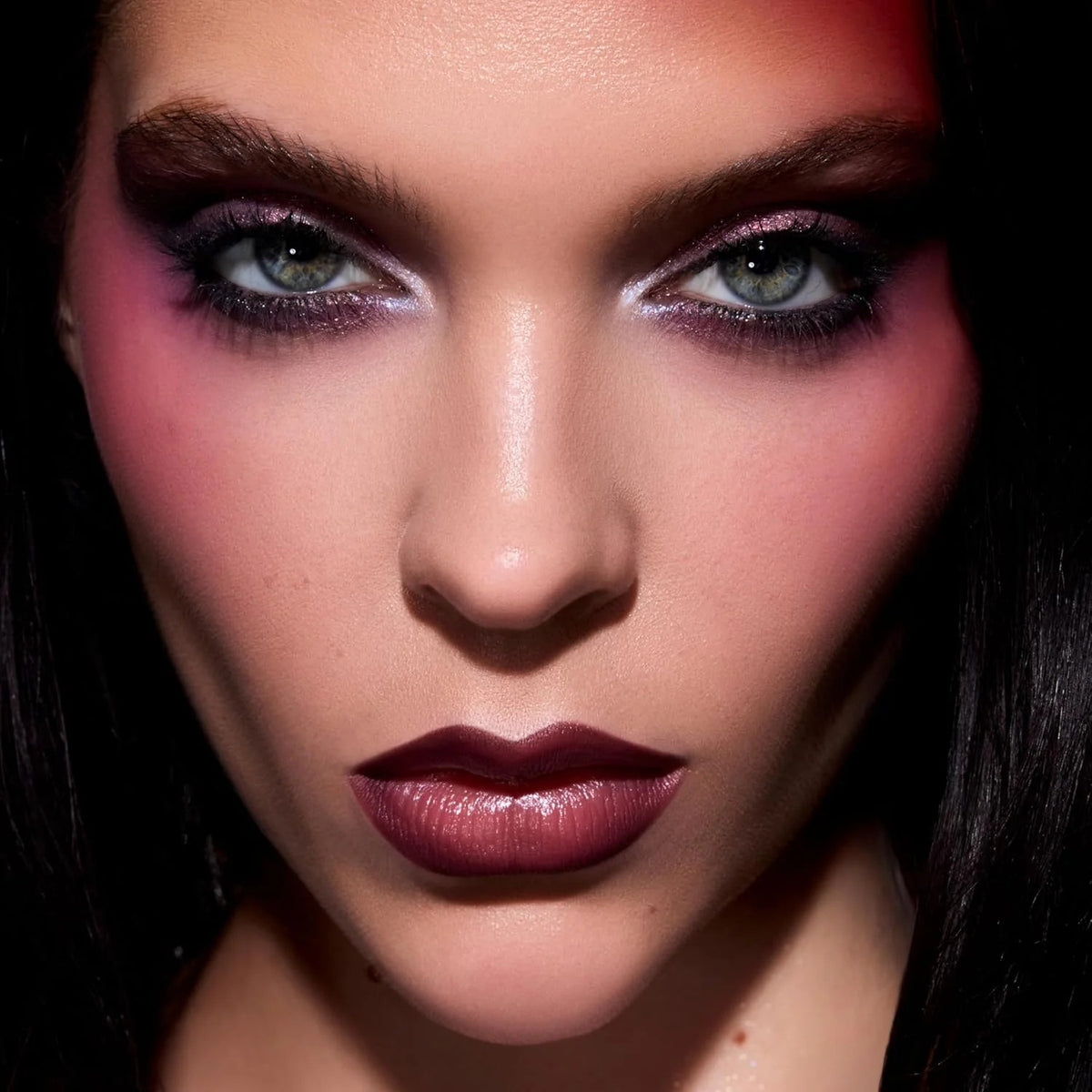 Limited Edition Twilight Saga Eclipse Eyeshadow Palette - 15 Moody Shades, Cruelty-Free Makeup