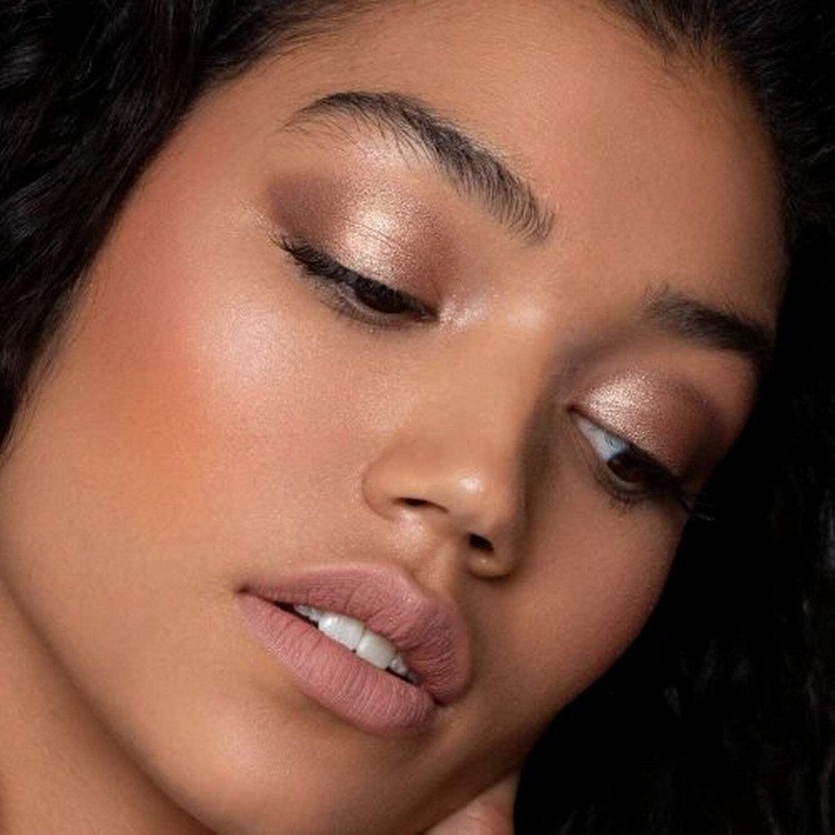 Glitter Chrome Eyeshadow - Golden Glow Long-Wear Vibrant Metallic Eye Makeup