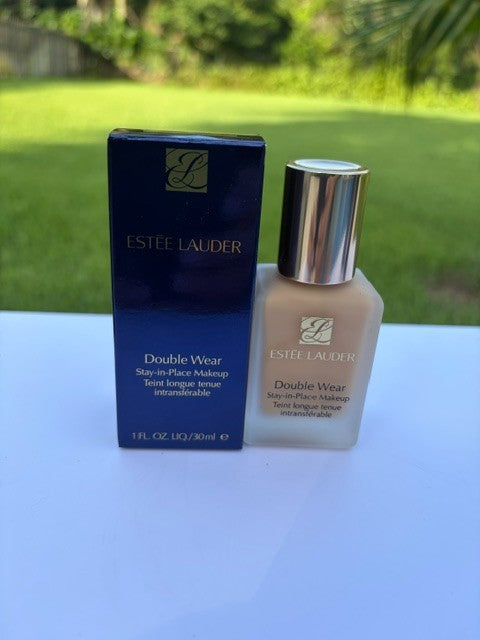 Long-Wear Foundation with Matte Finish - Full Coverage, Oil-Free, Transfer-Resistant, Discontinued Old Formula