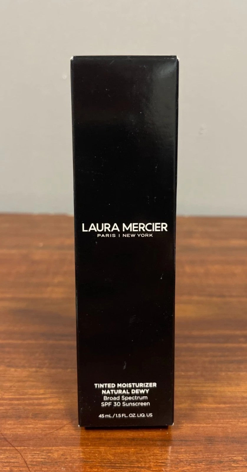 Laura Mercier Tinted Moisturizer Dewy Finish SPF 20 1.5 oz - Shade 5C Cedar