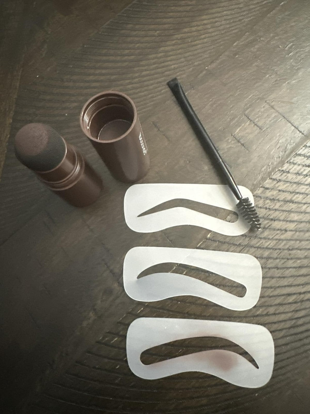 Waterproof Eyebrow Stamp Kit with 10 Stencils & Brushes - Natural Brow Shaping