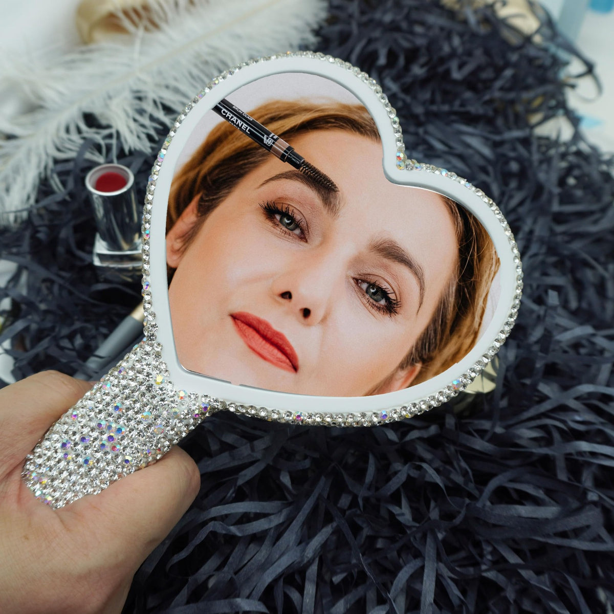 Heart-Shaped Rhinestone Handheld Mirror with Bling Glitter for Travel & Makeup