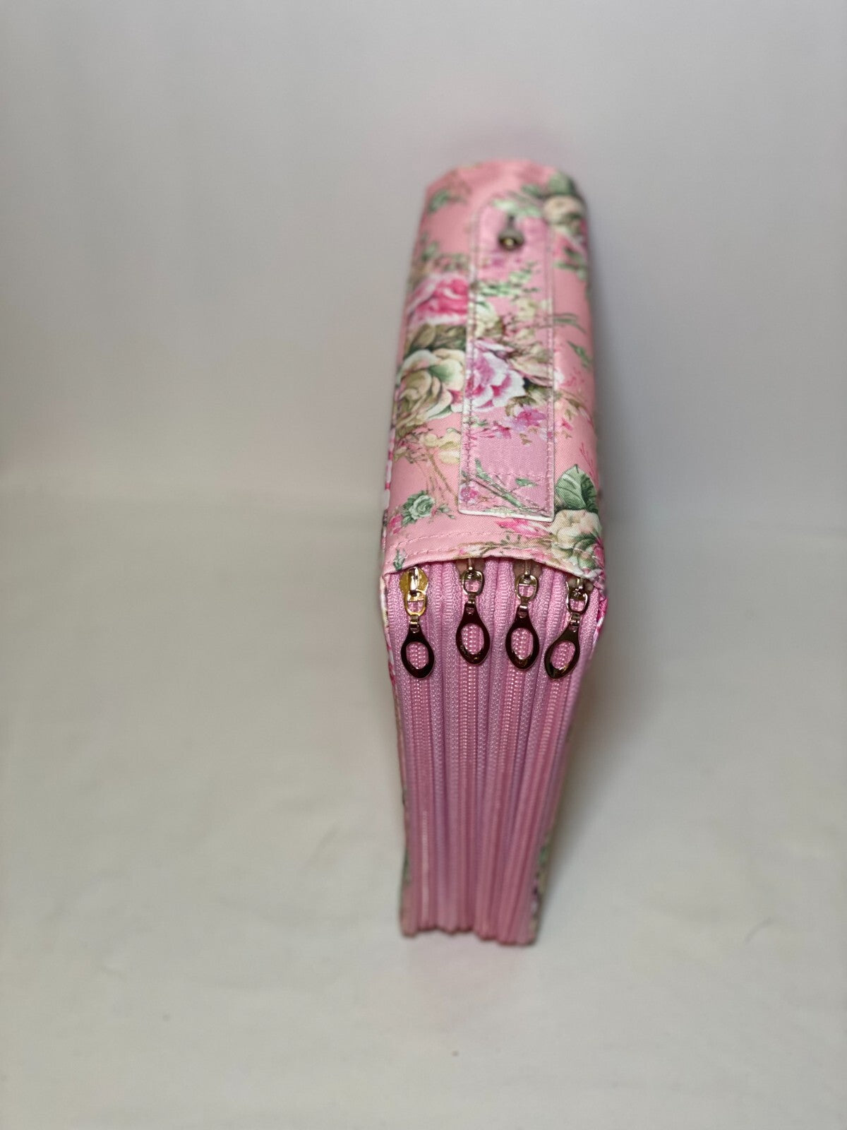 Makeup Brush Organizer Case with 120 Slots - Elegant Purple Flower Design