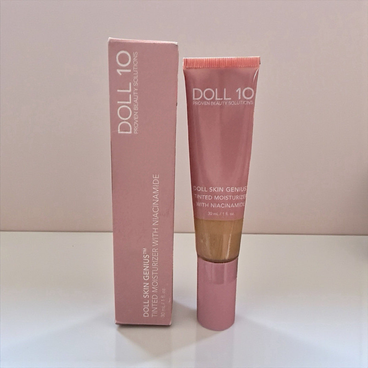 NIB~ Doll 10 Genius Tinted Moisturizer 1 fl oz Niacinamide # 2 Shade