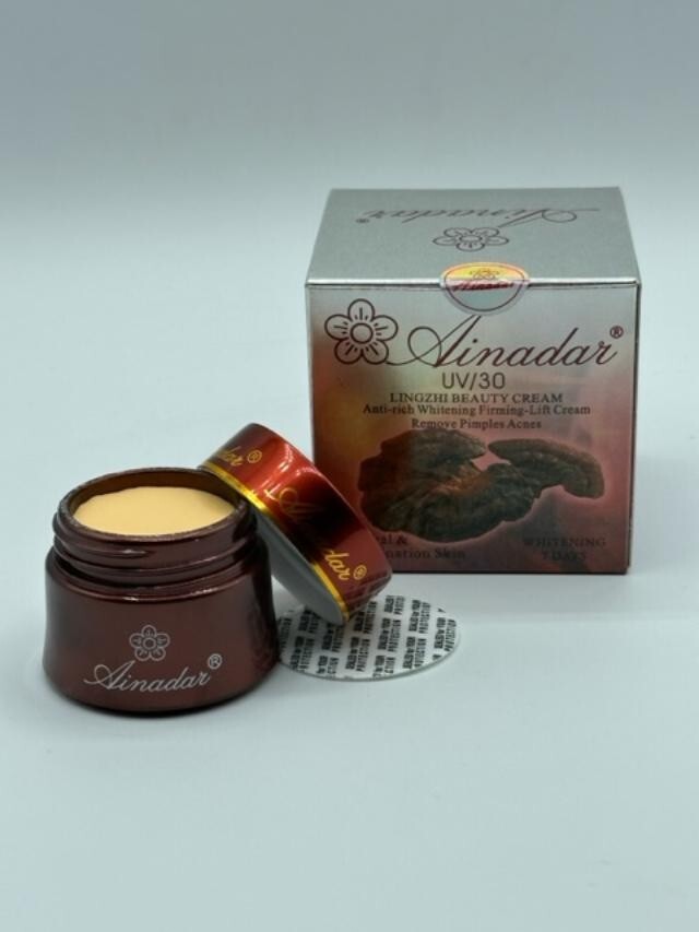 Anti-Aging Skin Care Cream for Brightening & Firming - Pearl & Lingzhi Extracts