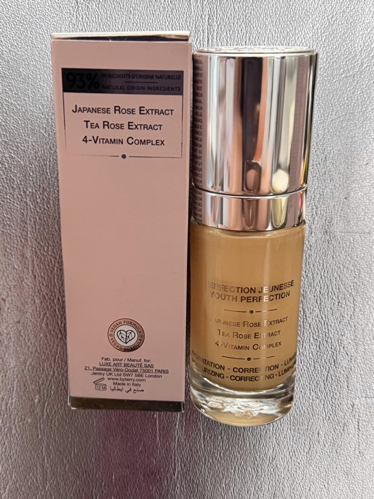 Brightening CC Serum for Glowing Skin - Apricot Light, 30ml