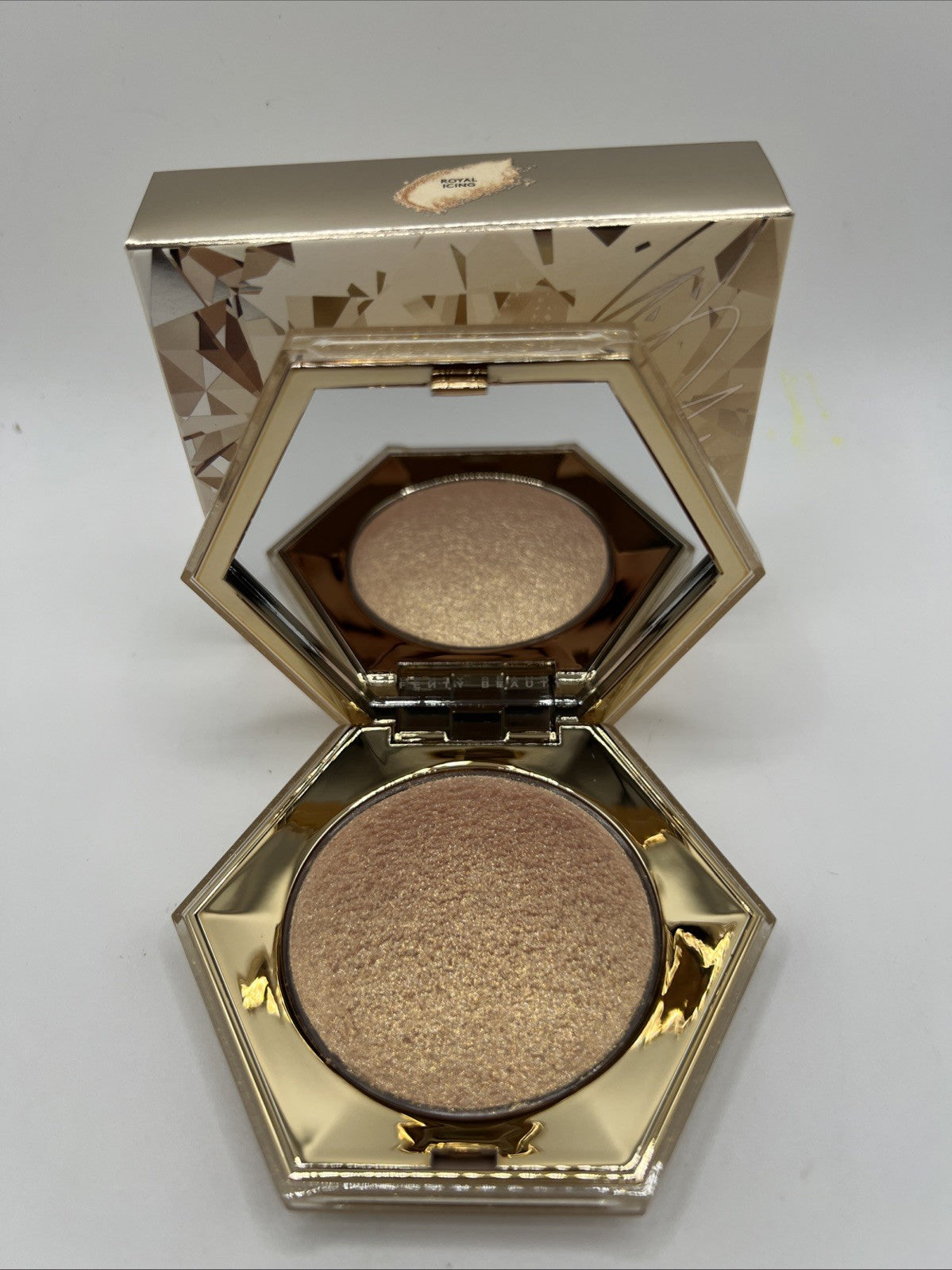 Fenty Beauty Diamond Bomb Highlighter in Royal Icing 0.28 Oz – Shimmery Face Glow