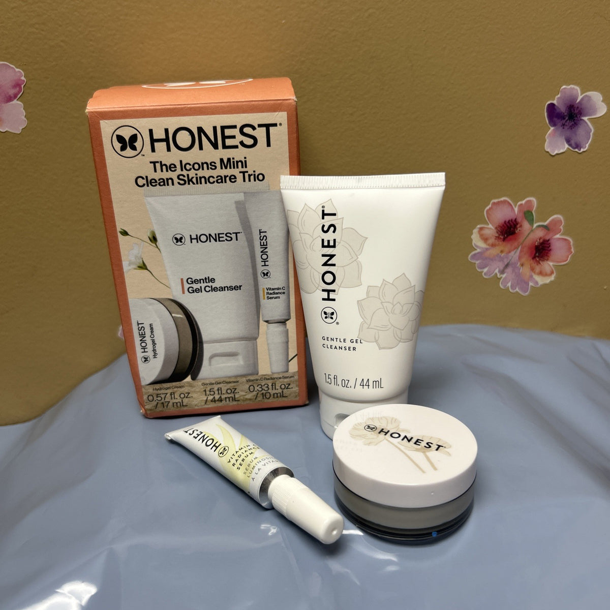 Honest Beauty Mini Skincare Trio Set Cleanser, Cream & Serum NIB