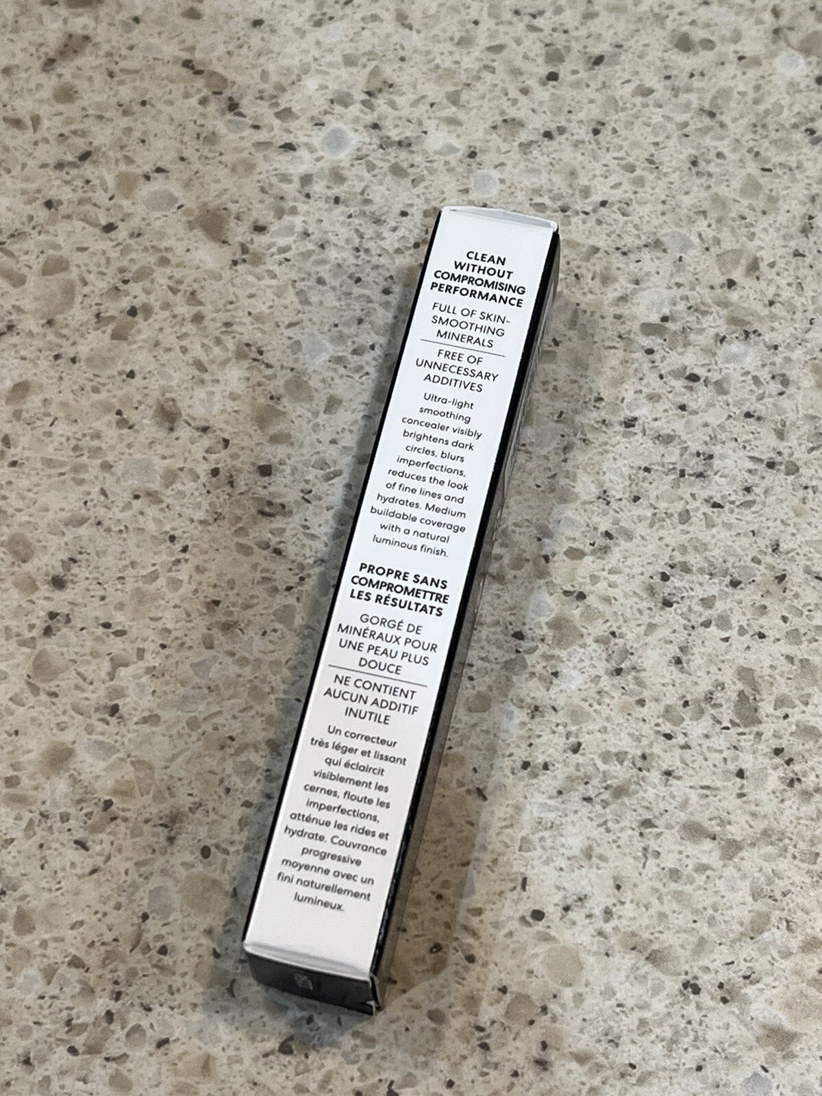 Liquid Mineral Concealer Fair 1N - Medium Buildable Coverage, Brightening & Hydrating